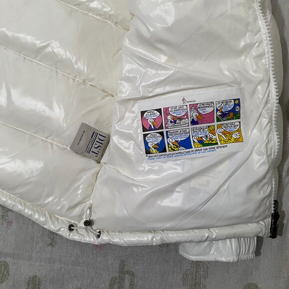 Moncler White Unisex Down Jacket With Hood - Picture 7 of 10